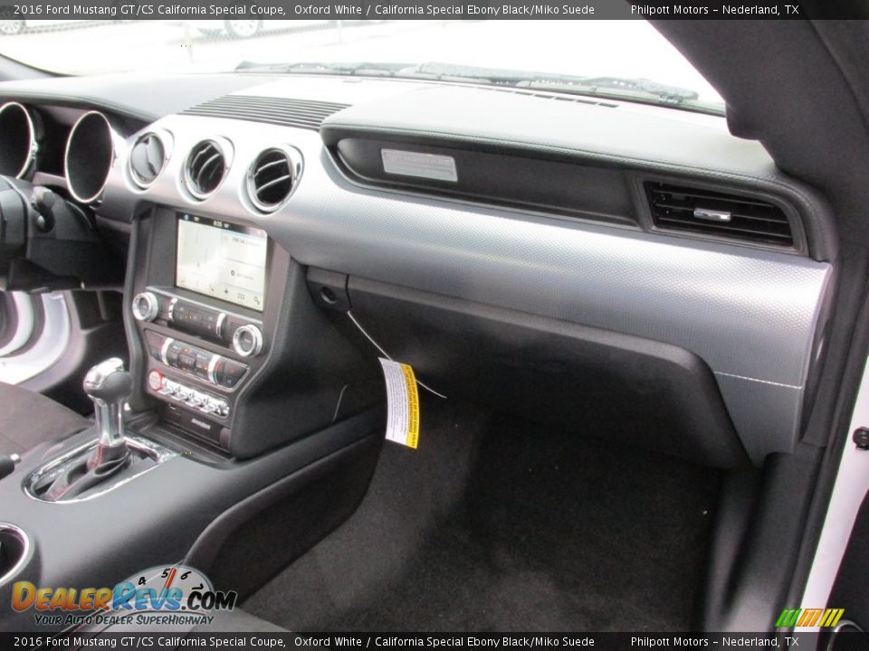 2016 Ford Mustang GT/CS California Special Coupe Oxford White / California Special Ebony Black/Miko Suede Photo #17