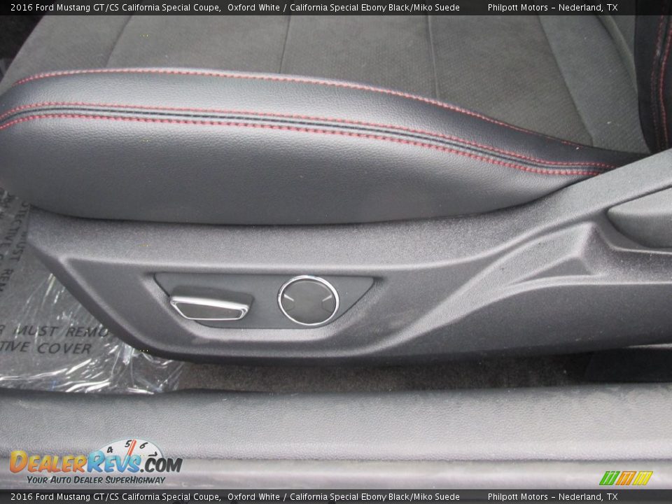 2016 Ford Mustang GT/CS California Special Coupe Oxford White / California Special Ebony Black/Miko Suede Photo #21