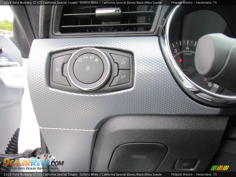 Controls of 2016 Ford Mustang GT/CS California Special Coupe Photo #30