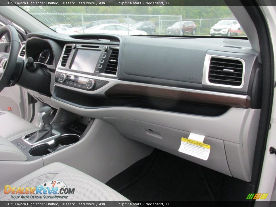 2015 Toyota Highlander Limited Blizzard Pearl White / Ash Photo #15