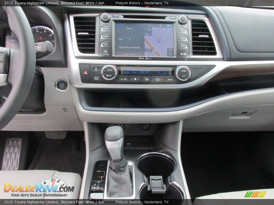 2015 Toyota Highlander Limited Blizzard Pearl White / Ash Photo #26