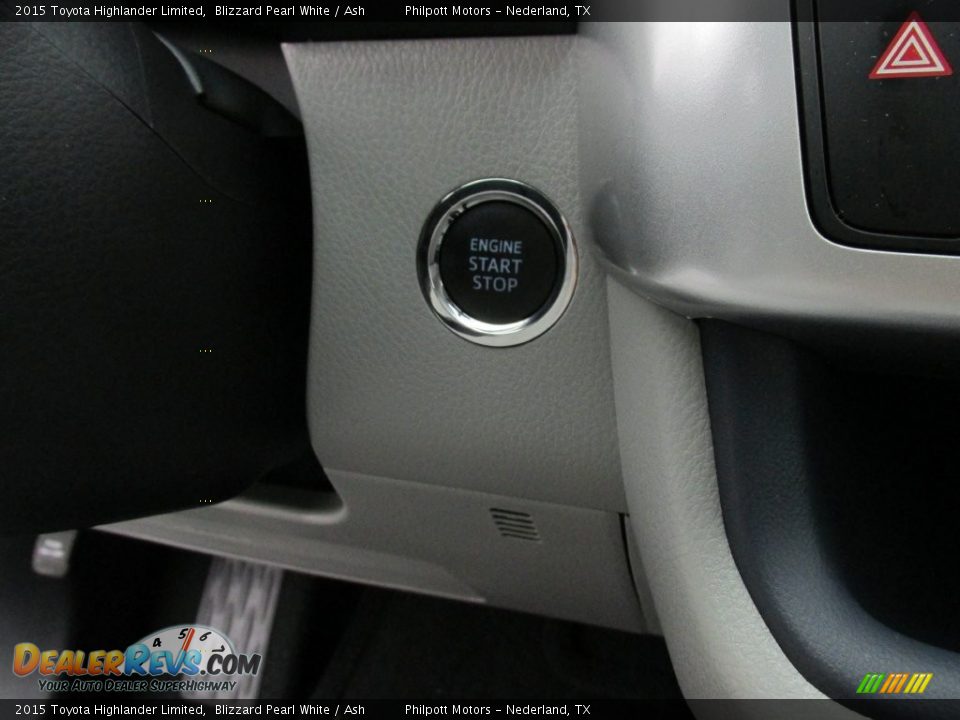 2015 Toyota Highlander Limited Blizzard Pearl White / Ash Photo #32