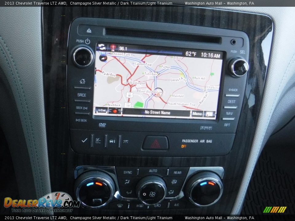 2013 Chevrolet Traverse LTZ AWD Champagne Silver Metallic / Dark Titanium/Light Titanium Photo #15