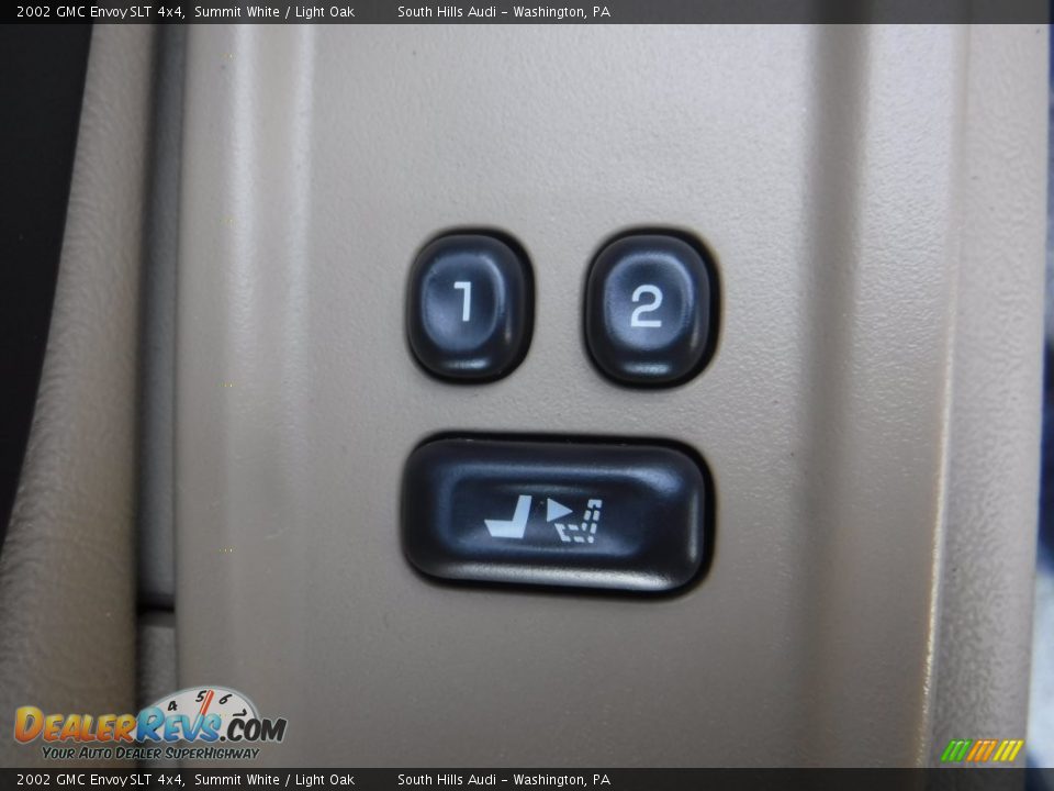 2002 GMC Envoy SLT 4x4 Summit White / Light Oak Photo #21