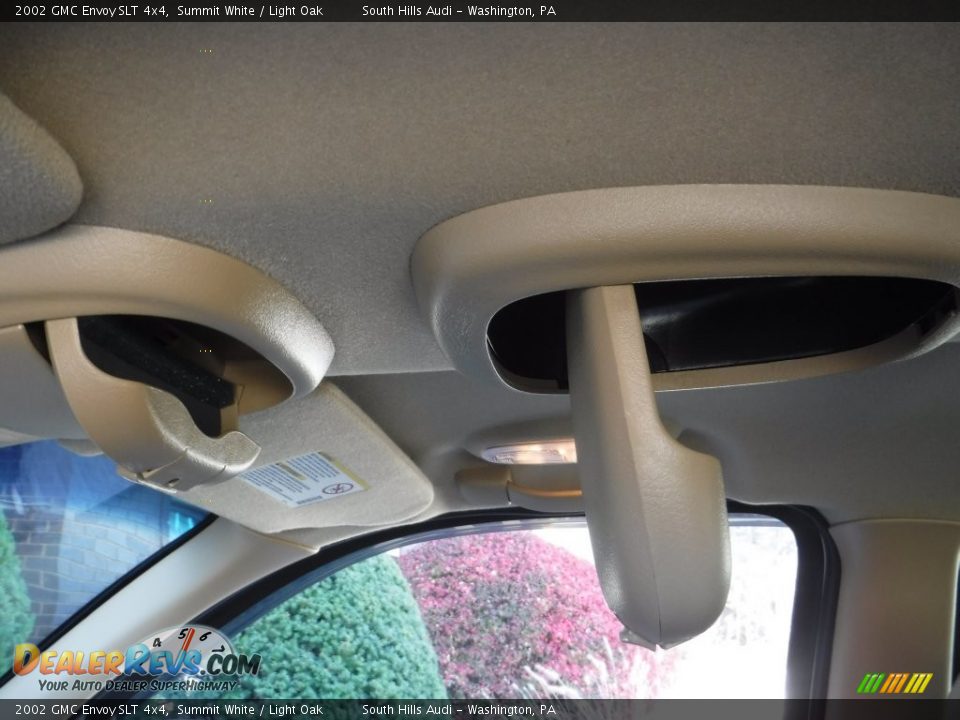 2002 GMC Envoy SLT 4x4 Summit White / Light Oak Photo #26