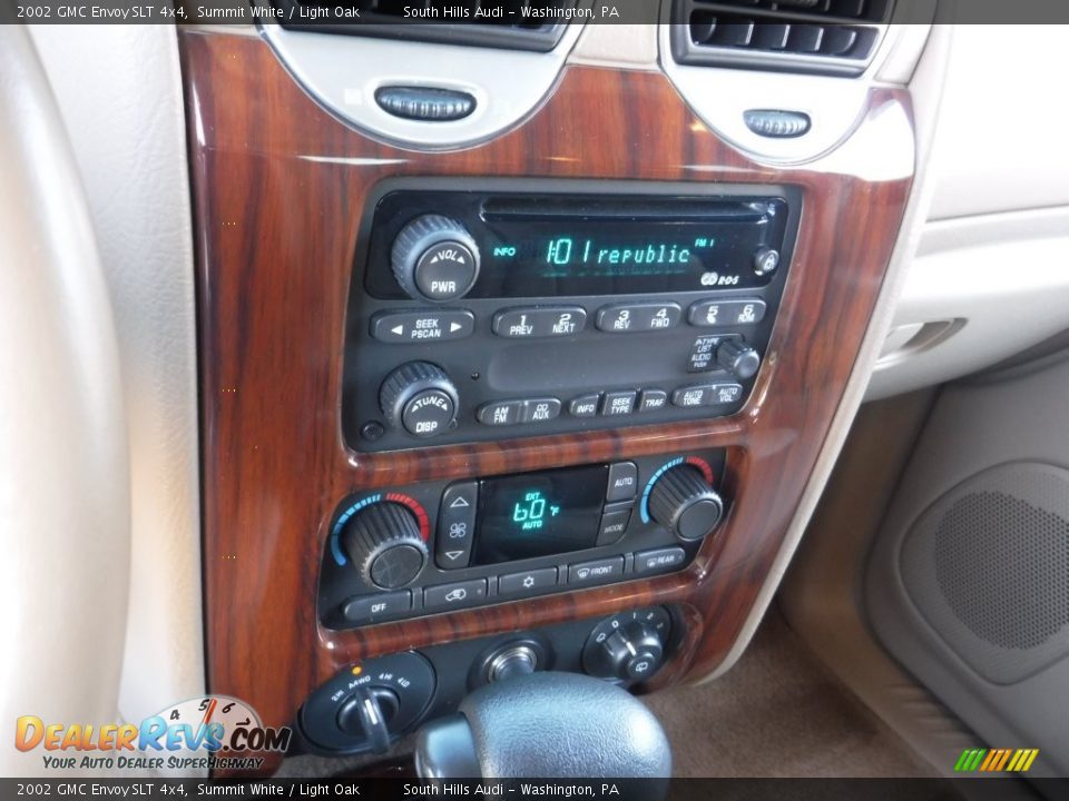 2002 GMC Envoy SLT 4x4 Summit White / Light Oak Photo #27