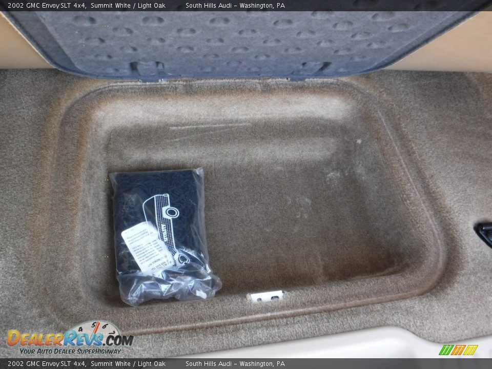 2002 GMC Envoy SLT 4x4 Summit White / Light Oak Photo #34