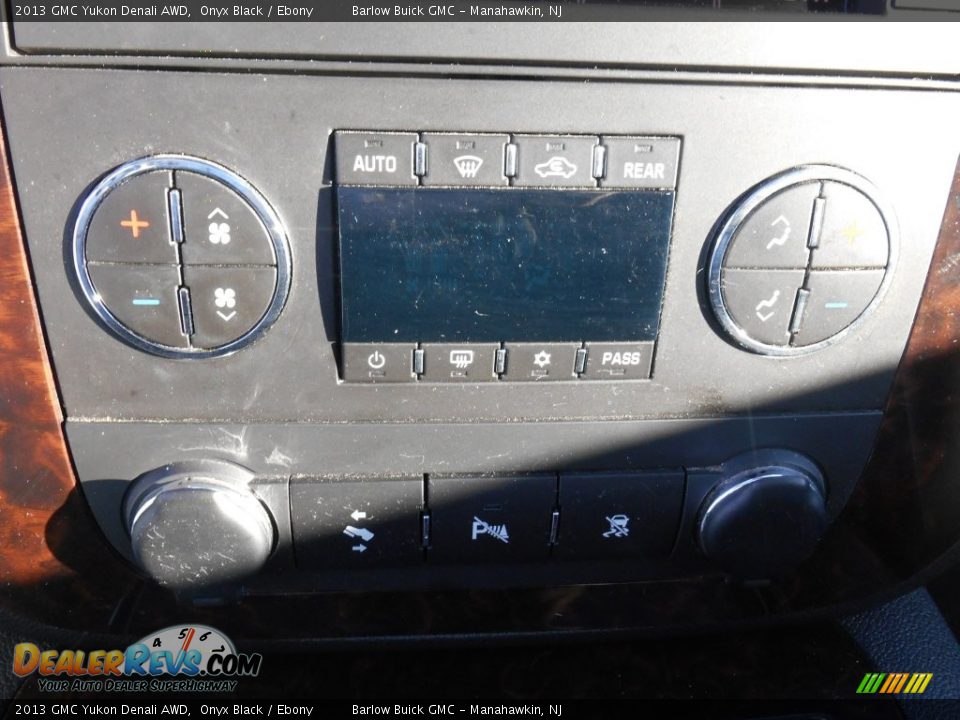 2013 GMC Yukon Denali AWD Onyx Black / Ebony Photo #21