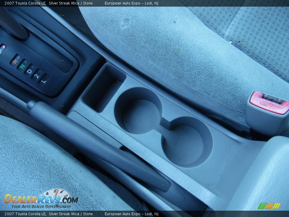 2007 Toyota Corolla LE Silver Streak Mica / Stone Photo #26