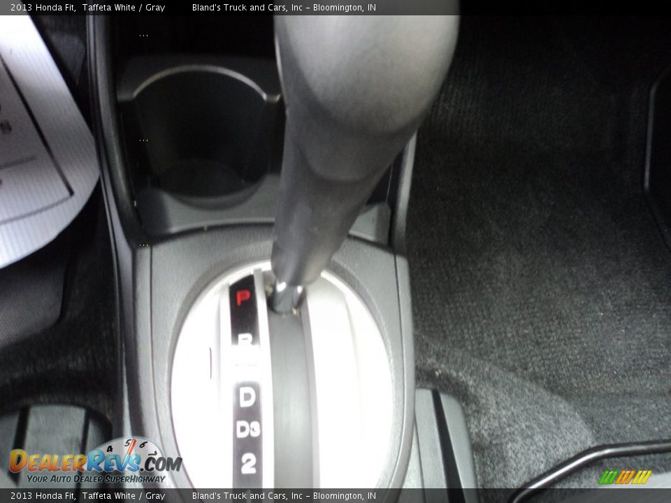 2013 Honda Fit Taffeta White / Gray Photo #15
