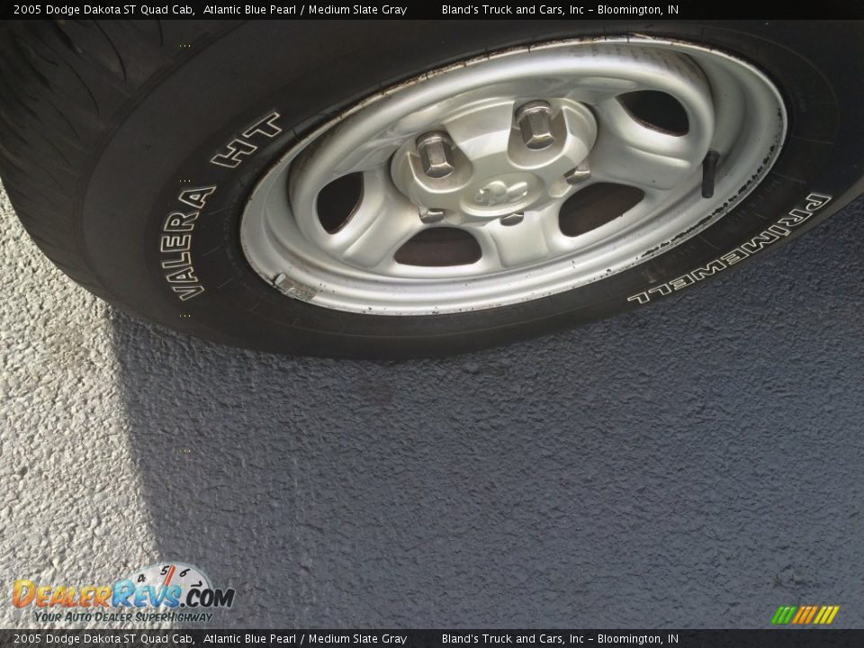 2005 Dodge Dakota ST Quad Cab Atlantic Blue Pearl / Medium Slate Gray Photo #26