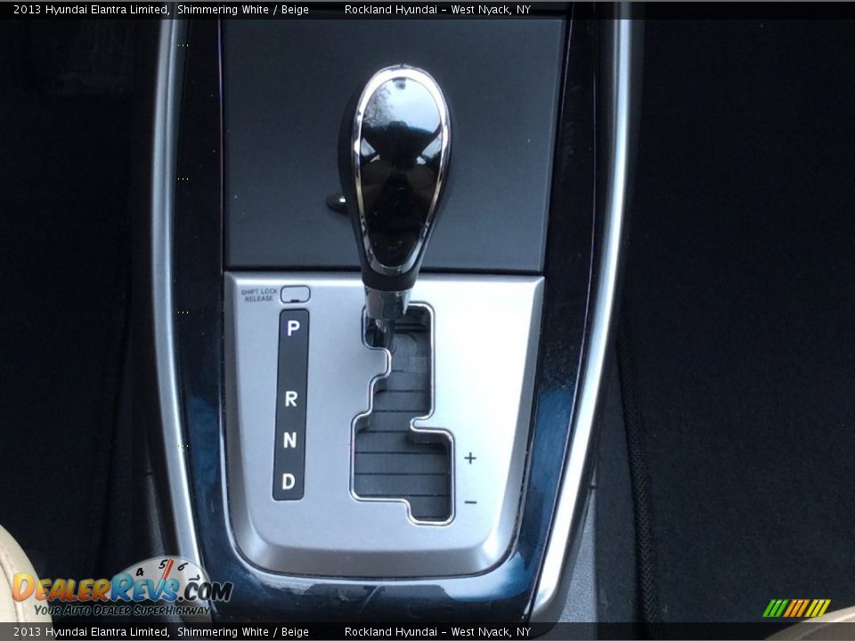 2013 Hyundai Elantra Limited Shimmering White / Beige Photo #16