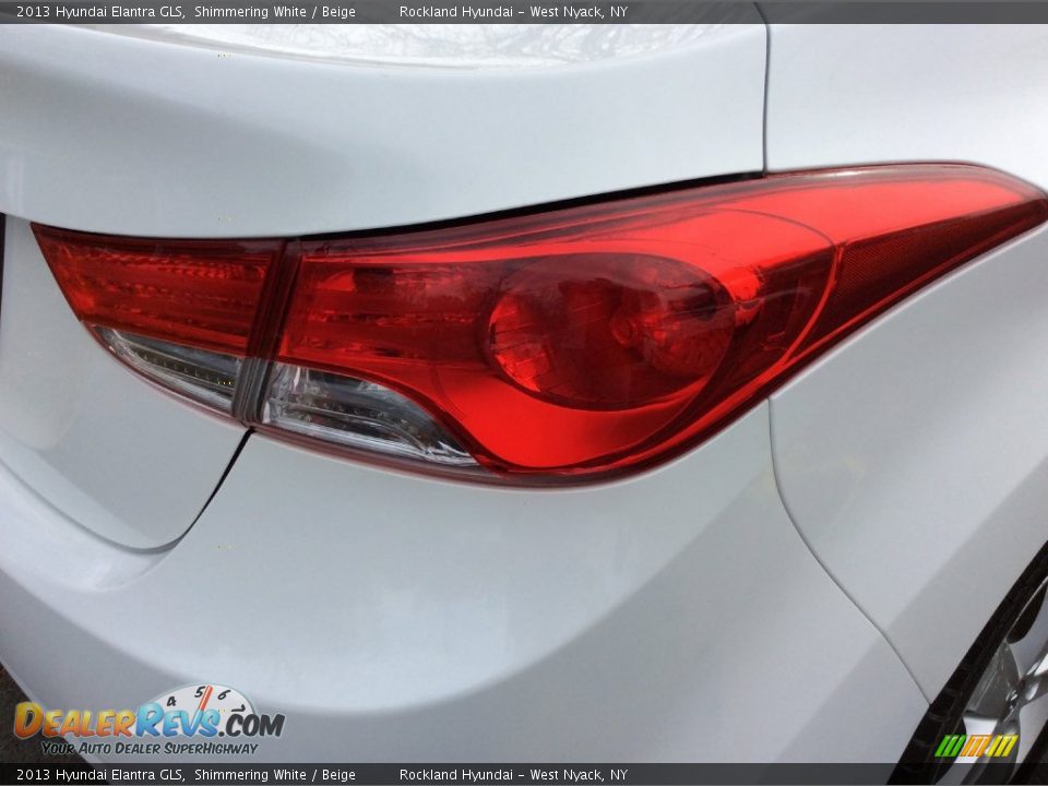 2013 Hyundai Elantra GLS Shimmering White / Beige Photo #22