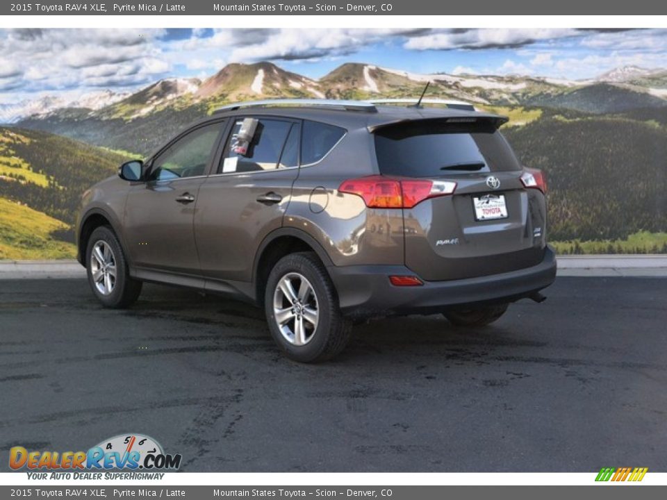 2015 Toyota RAV4 XLE Pyrite Mica / Latte Photo #3