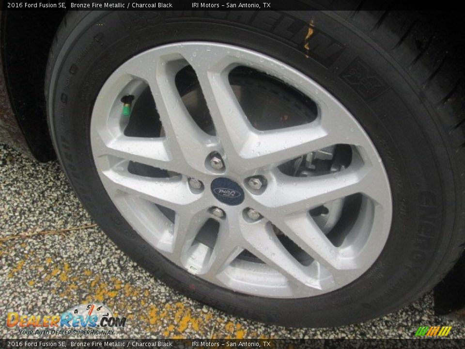 2016 Ford Fusion SE Bronze Fire Metallic / Charcoal Black Photo #3