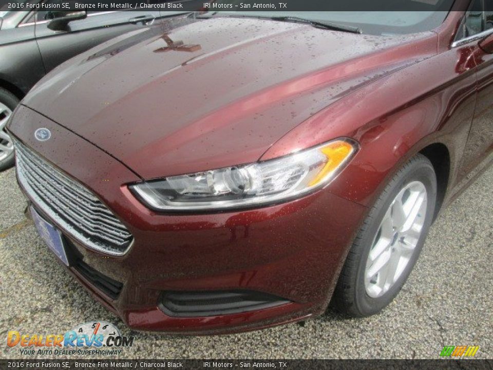 2016 Ford Fusion SE Bronze Fire Metallic / Charcoal Black Photo #7