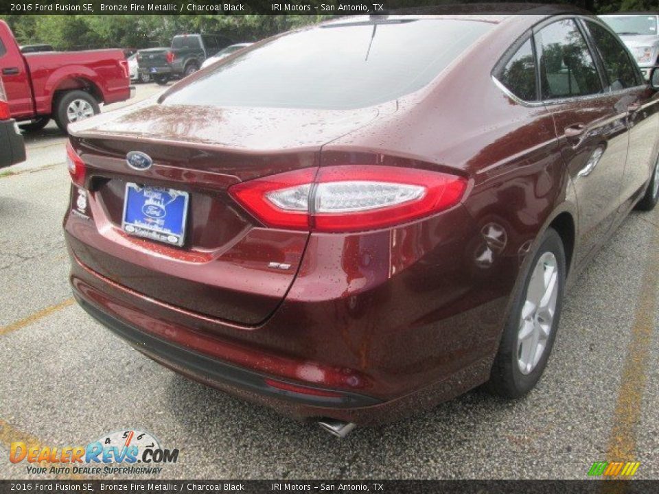 2016 Ford Fusion SE Bronze Fire Metallic / Charcoal Black Photo #10