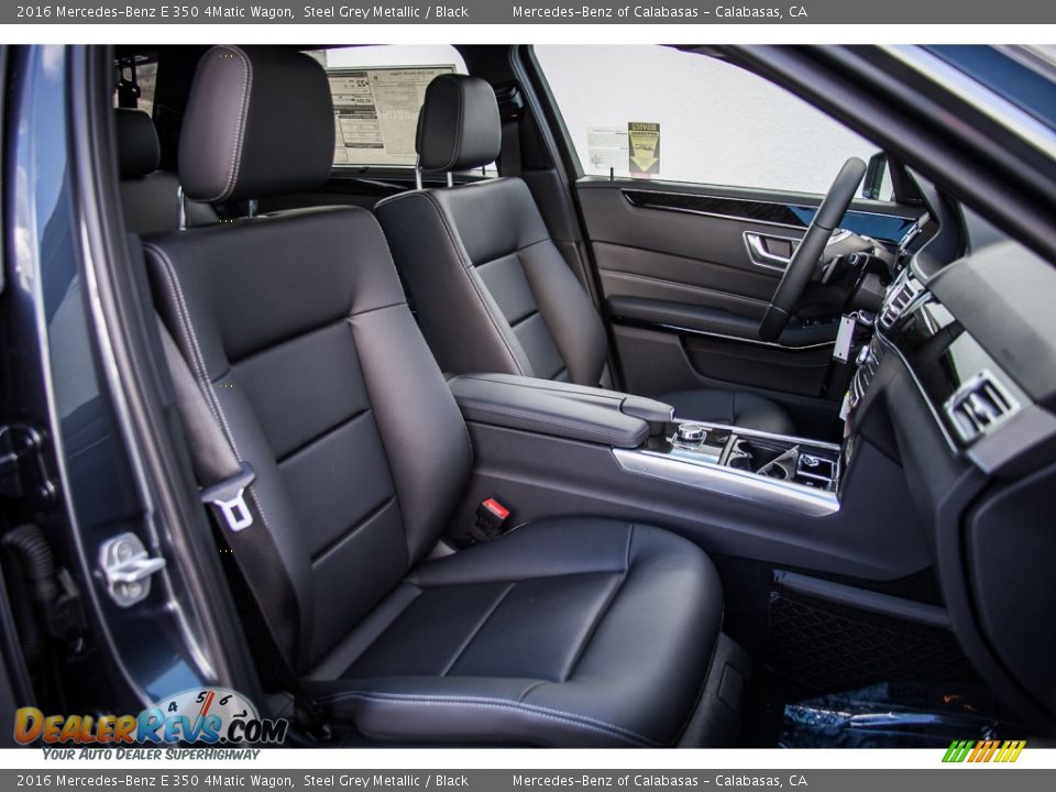 Front Seat of 2016 Mercedes-Benz E 350 4Matic Wagon Photo #8