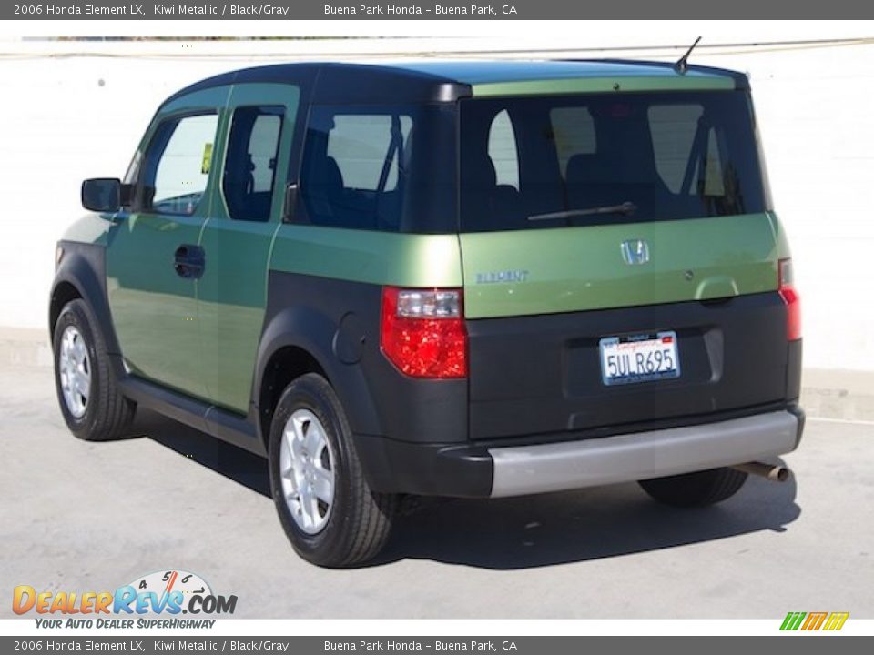 2006 Honda Element LX Kiwi Metallic / Black/Gray Photo #2