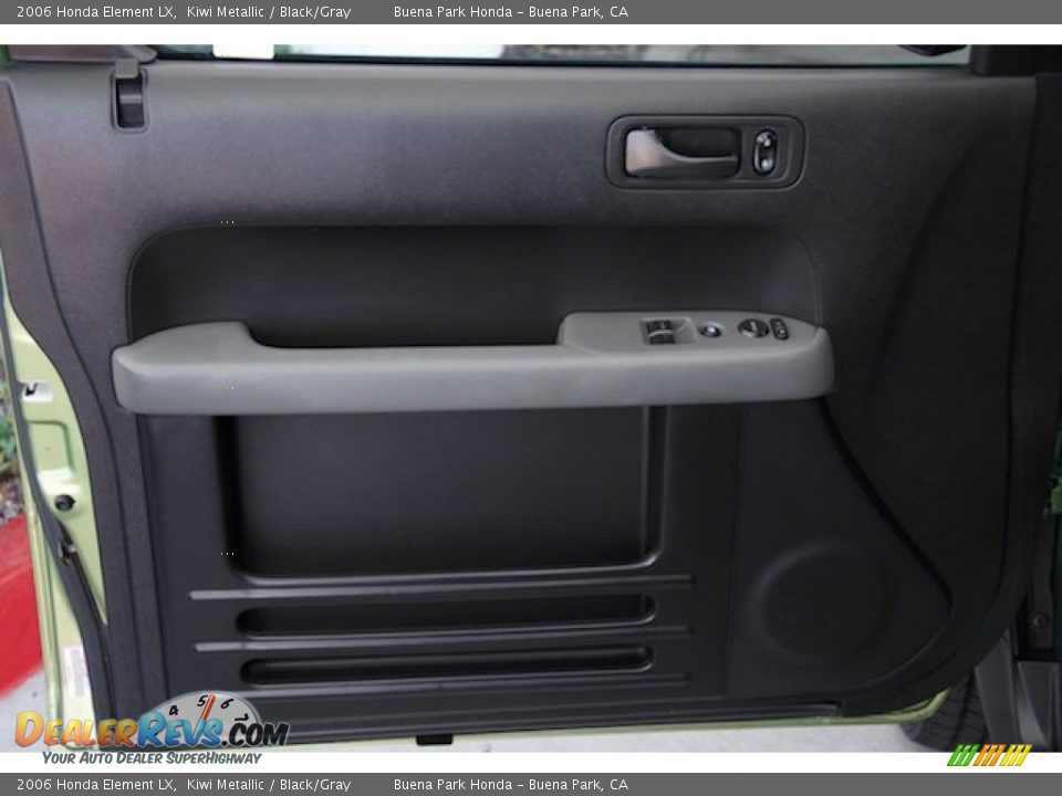 2006 Honda Element LX Kiwi Metallic / Black/Gray Photo #22