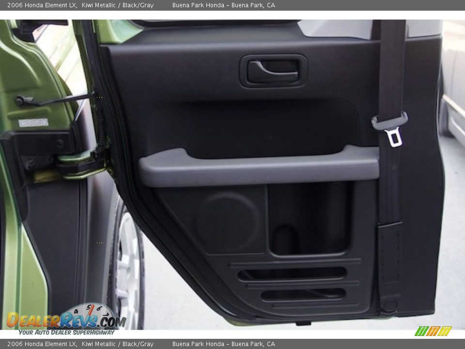2006 Honda Element LX Kiwi Metallic / Black/Gray Photo #23