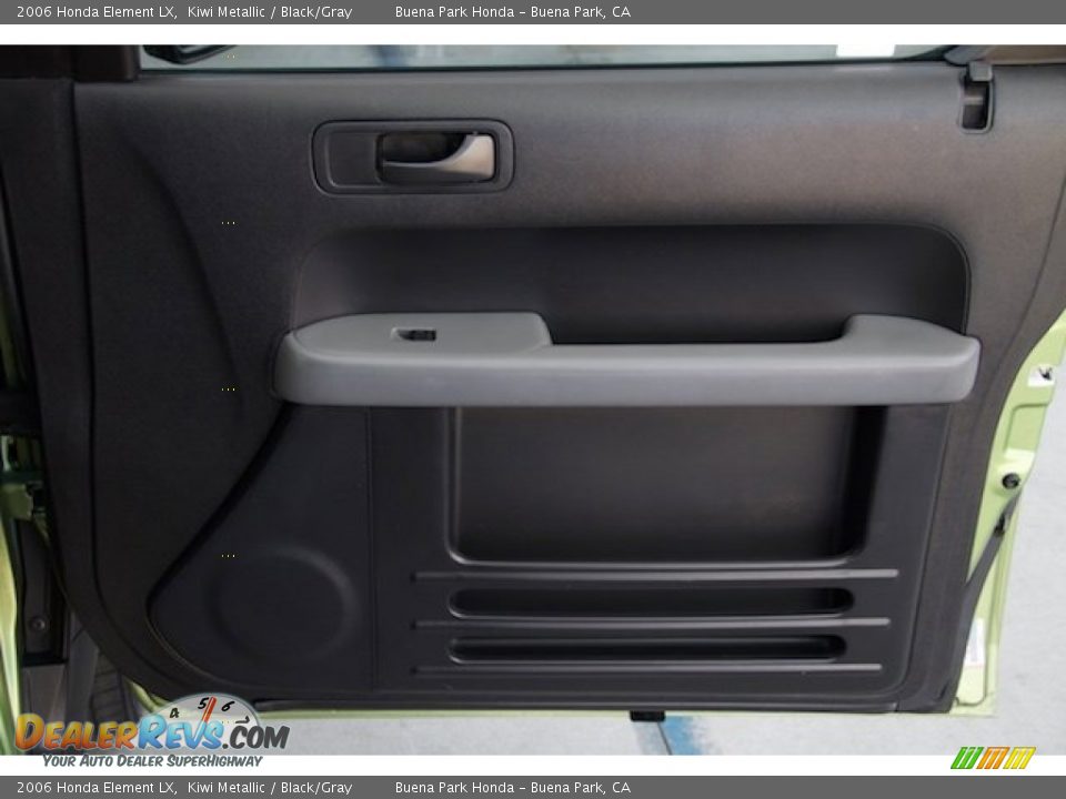 2006 Honda Element LX Kiwi Metallic / Black/Gray Photo #25