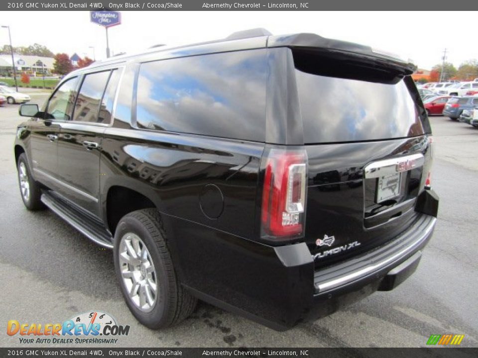 2016 GMC Yukon XL Denali 4WD Onyx Black / Cocoa/Shale Photo #4