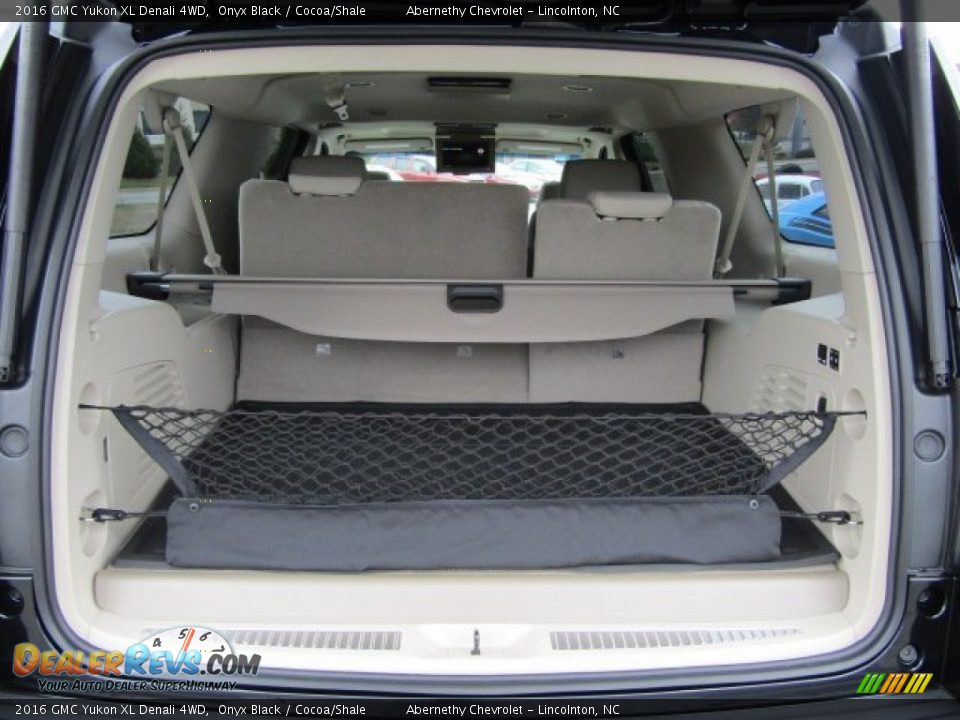 2016 GMC Yukon XL Denali 4WD Trunk Photo #19