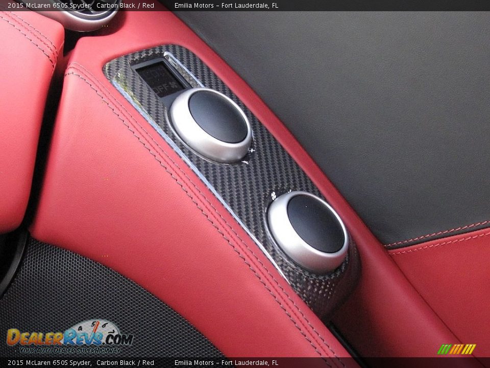Controls of 2015 McLaren 650S Spyder Photo #4