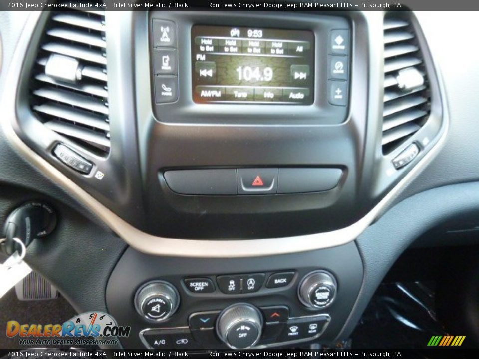 2016 Jeep Cherokee Latitude 4x4 Billet Silver Metallic / Black Photo #20