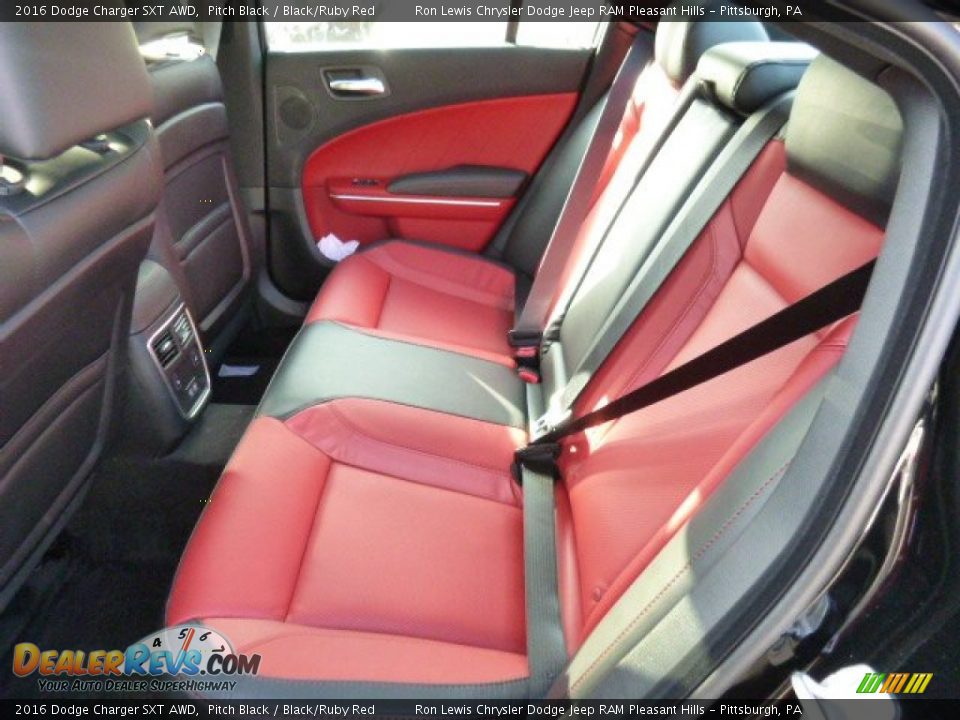 Rear Seat of 2016 Dodge Charger SXT AWD Photo #10