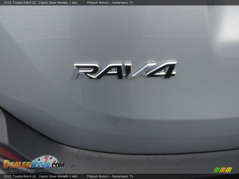 2015 Toyota RAV4 LE Classic Silver Metallic / Ash Photo #13