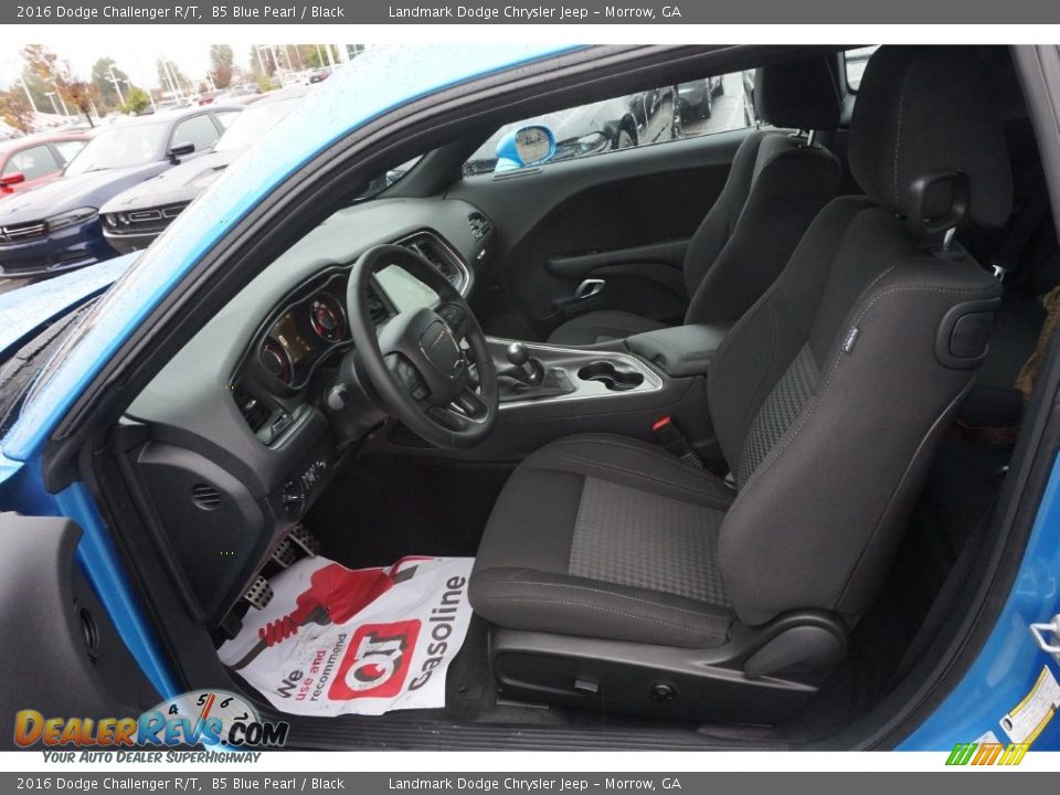Black Interior - 2016 Dodge Challenger R/T Photo #6