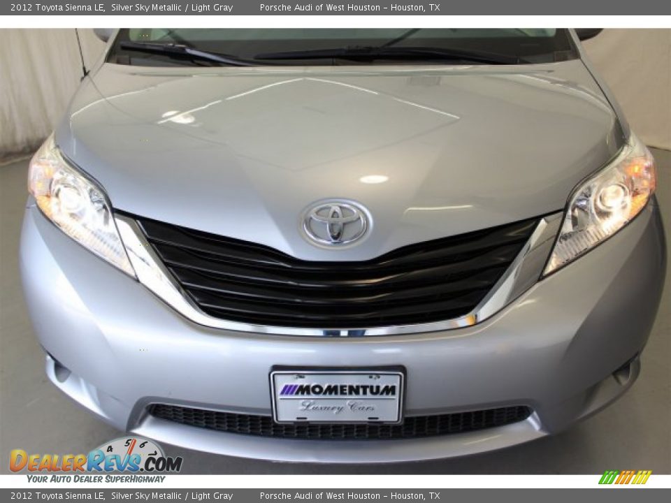 2012 Toyota Sienna LE Silver Sky Metallic / Light Gray Photo #2