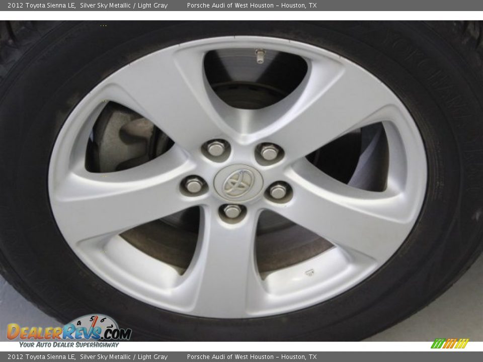 2012 Toyota Sienna LE Silver Sky Metallic / Light Gray Photo #4