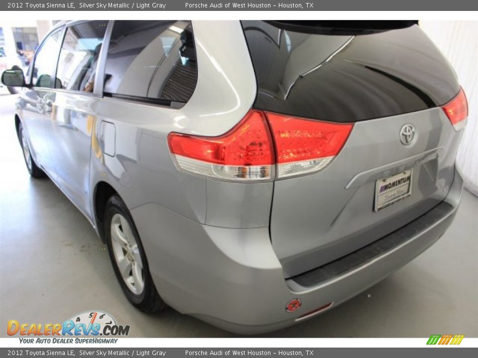 2012 Toyota Sienna LE Silver Sky Metallic / Light Gray Photo #7