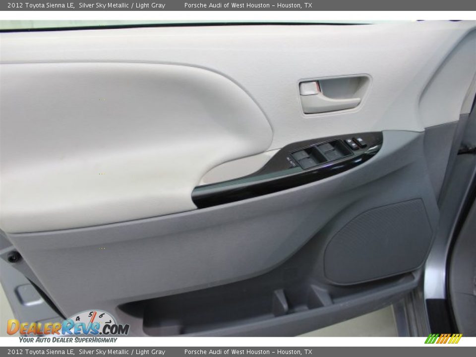2012 Toyota Sienna LE Silver Sky Metallic / Light Gray Photo #13