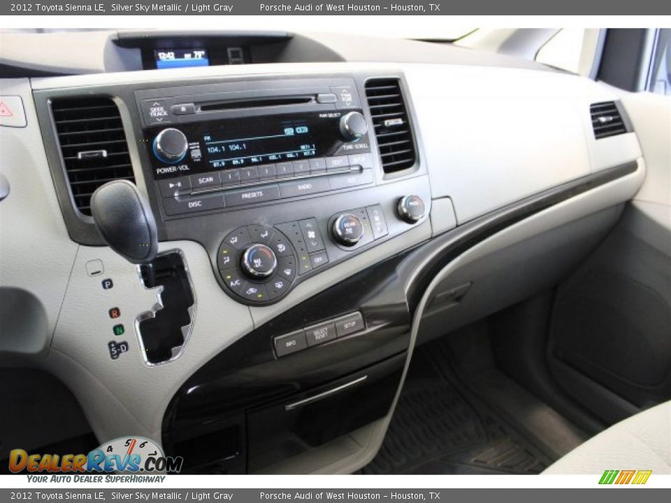2012 Toyota Sienna LE Silver Sky Metallic / Light Gray Photo #17
