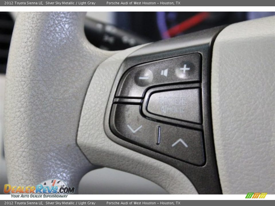 2012 Toyota Sienna LE Silver Sky Metallic / Light Gray Photo #23