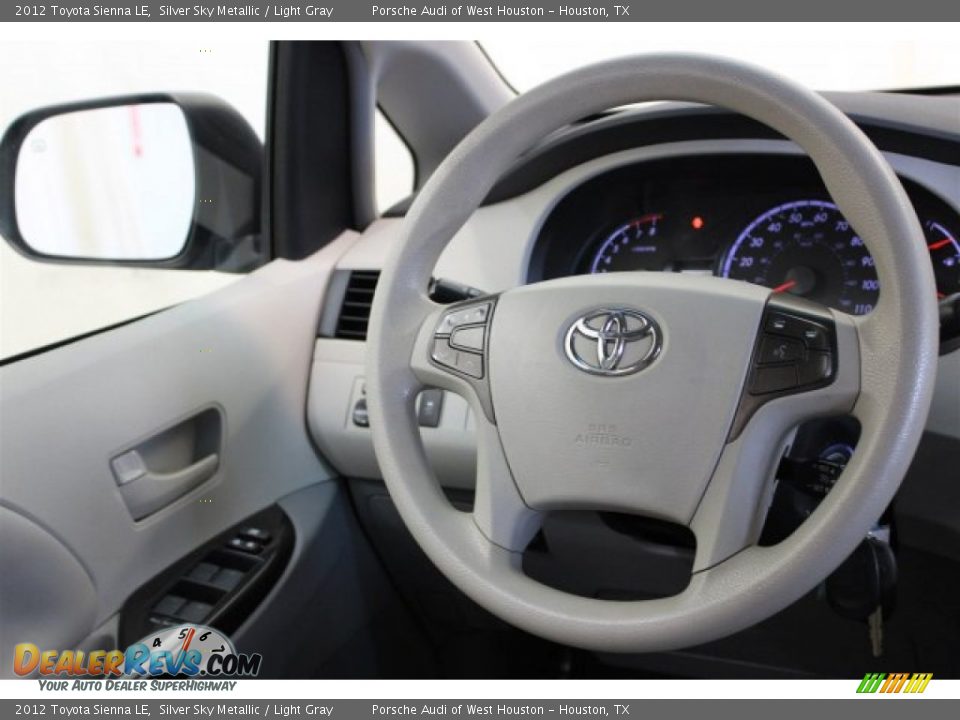2012 Toyota Sienna LE Silver Sky Metallic / Light Gray Photo #29