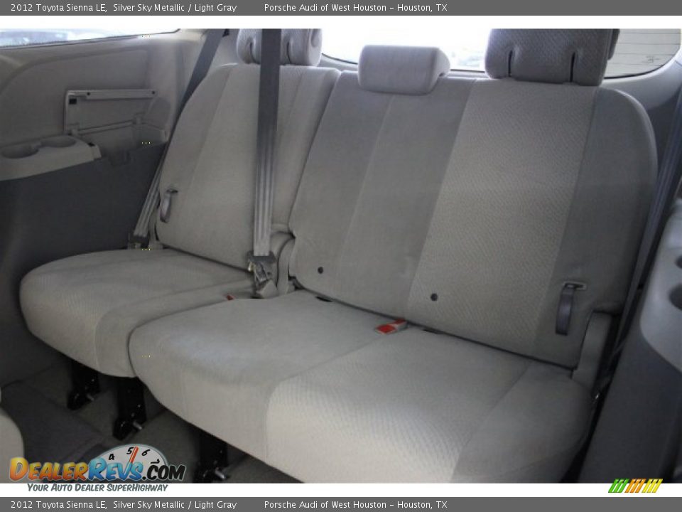 2012 Toyota Sienna LE Silver Sky Metallic / Light Gray Photo #34