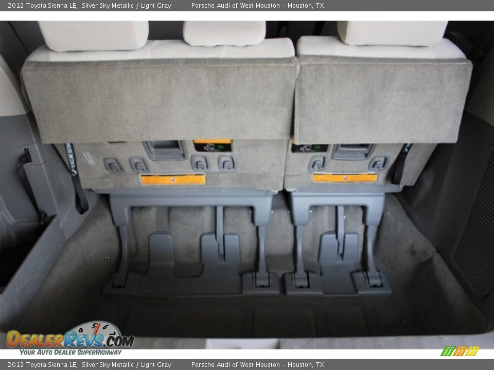 2012 Toyota Sienna LE Silver Sky Metallic / Light Gray Photo #35