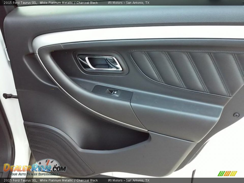 2015 Ford Taurus SEL White Platinum Metallic / Charcoal Black Photo #13