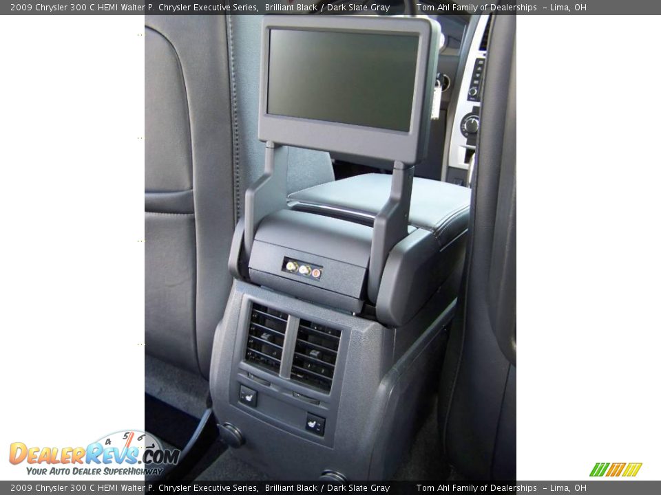 2009 Chrysler 300 C HEMI Walter P. Chrysler Executive Series Brilliant Black / Dark Slate Gray Photo #15