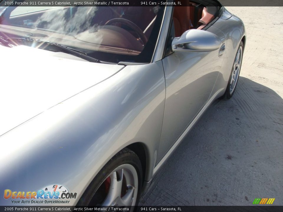 2005 Porsche 911 Carrera S Cabriolet Arctic Silver Metallic / Terracotta Photo #10