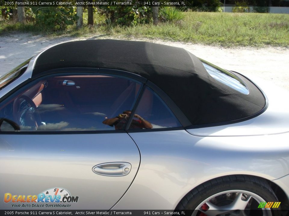 2005 Porsche 911 Carrera S Cabriolet Arctic Silver Metallic / Terracotta Photo #31