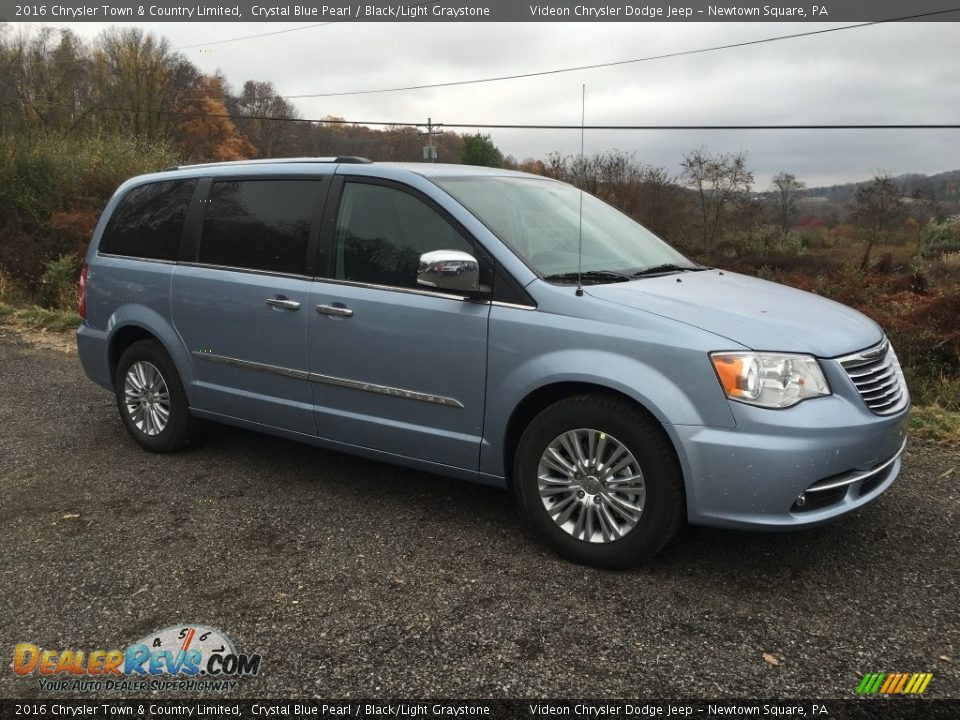 Crystal Blue Pearl 2016 Chrysler Town & Country Limited Photo #2