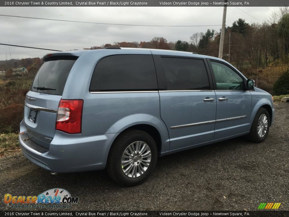 2016 Chrysler Town & Country Limited Crystal Blue Pearl / Black/Light Graystone Photo #3
