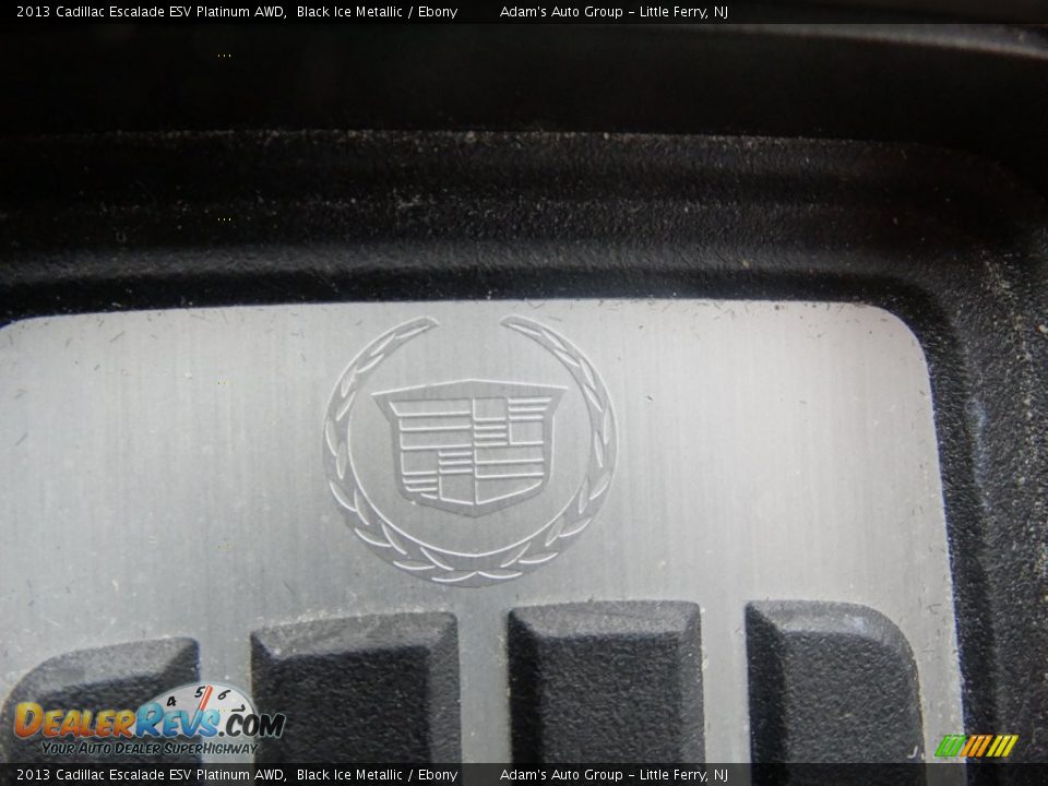 2013 Cadillac Escalade ESV Platinum AWD Black Ice Metallic / Ebony Photo #18