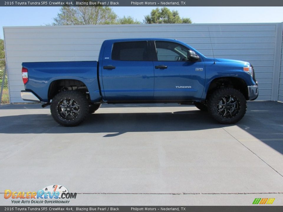 2016 Toyota Tundra SR5 CrewMax 4x4 Blazing Blue Pearl / Black Photo #3